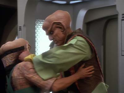 Star Trek: Deep Space Nine Screencaps "The Jem'Hadar" (S2:E26)