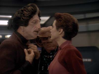 Star Trek: Deep Space Nine Screencaps "The Search, Part I" (S3:E1)