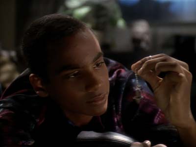 Star Trek: Deep Space Nine Screencaps "Fascination" (S3:E10)