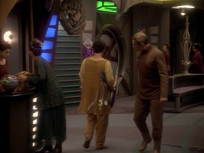Star Trek: Deep Space Nine Screencaps "Fascination" (S3:E10)