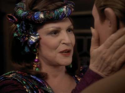 Star Trek: Deep Space Nine Screencaps "Fascination" (S3:E10)