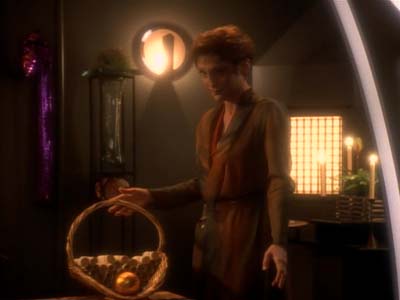 Star Trek: Deep Space Nine Screencaps "Fascination" (S3:E10)