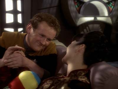 Star Trek: Deep Space Nine Screencaps "Fascination" (S3:E10)