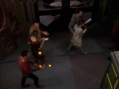 Star Trek: Deep Space Nine Screencaps "Fascination" (S3:E10)