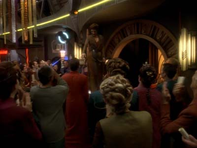 Star Trek: Deep Space Nine Screencaps "Fascination" (S3:E10)