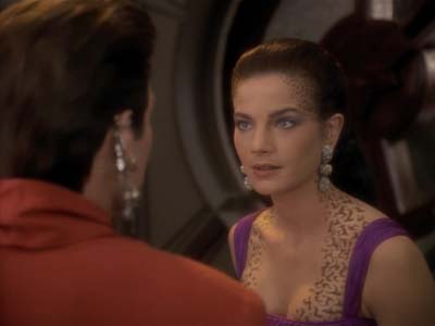 Star Trek: Deep Space Nine Screencaps "Fascination" (S3:E10)