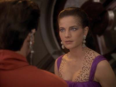 Star Trek: Deep Space Nine Screencaps "Fascination" (S3:E10)