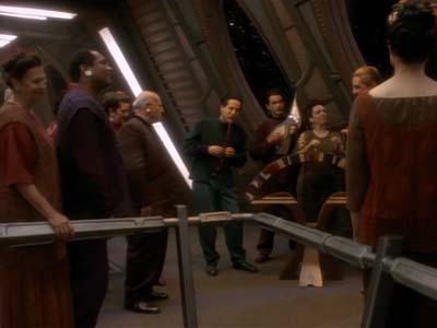 Star Trek: Deep Space Nine Screencaps "Fascination" (S3:E10)