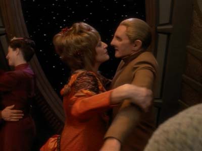 Star Trek: Deep Space Nine Screencaps "Fascination" (S3:E10)