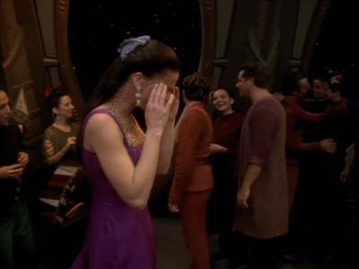 Star Trek: Deep Space Nine Screencaps "Fascination" (S3:E10)