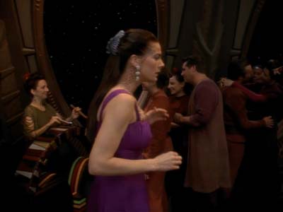 Star Trek: Deep Space Nine Screencaps "Fascination" (S3:E10)