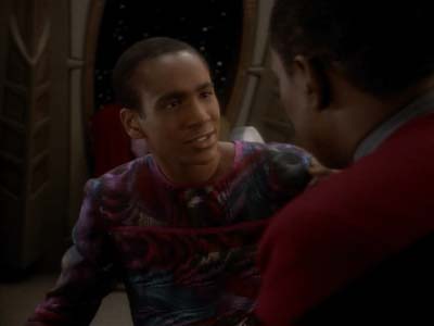 Star Trek: Deep Space Nine Screencaps "Fascination" (S3:E10)