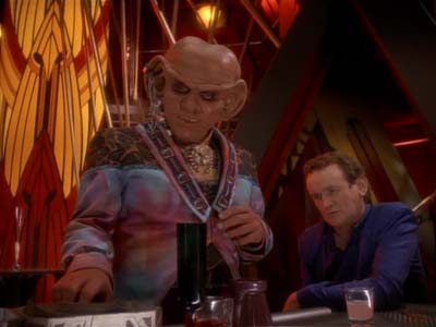 Star Trek: Deep Space Nine Screencaps "Fascination" (S3:E10)