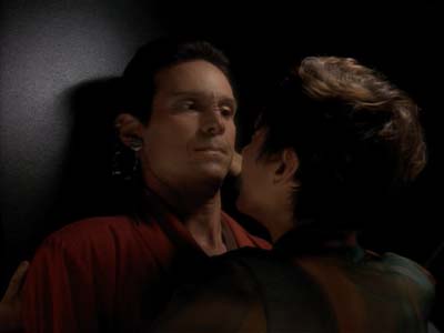 Star Trek: Deep Space Nine Screencaps "Fascination" (S3:E10)