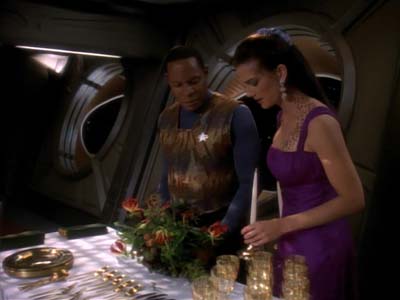 Star Trek: Deep Space Nine Screencaps "Fascination" (S3:E10)