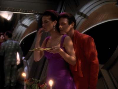 Star Trek: Deep Space Nine Screencaps "Fascination" (S3:E10)