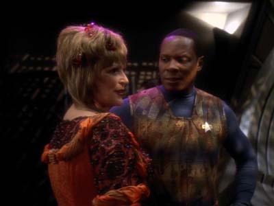 Star Trek: Deep Space Nine Screencaps "Fascination" (S3:E10)