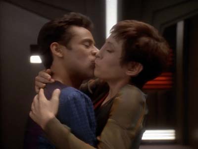 Star Trek: Deep Space Nine Screencaps "Fascination" (S3:E10)