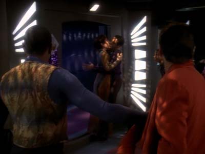 Star Trek: Deep Space Nine Screencaps "Fascination" (S3:E10)