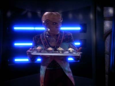 Star Trek: Deep Space Nine Screencaps "Fascination" (S3:E10)