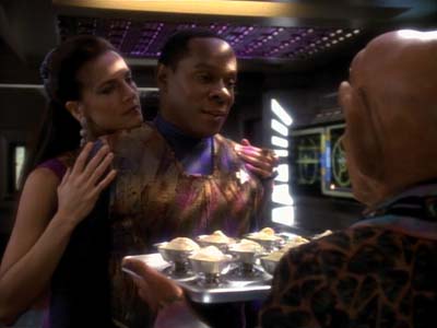 Star Trek: Deep Space Nine Screencaps "Fascination" (S3:E10)