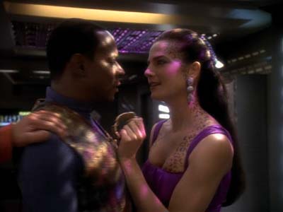 Star Trek: Deep Space Nine Screencaps "Fascination" (S3:E10)
