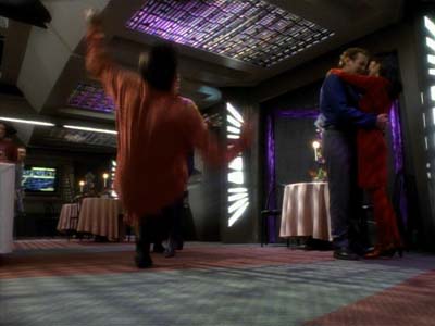Star Trek: Deep Space Nine Screencaps "Fascination" (S3:E10)