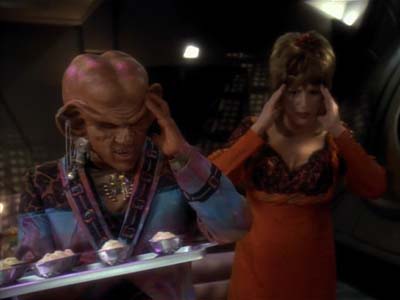 Star Trek: Deep Space Nine Screencaps "Fascination" (S3:E10)