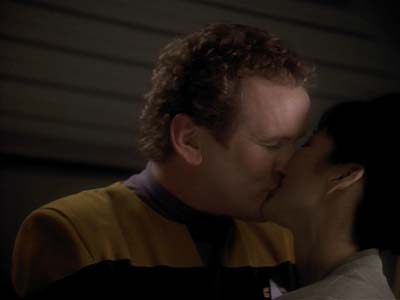 Star Trek: Deep Space Nine Screencaps "Fascination" (S3:E10)