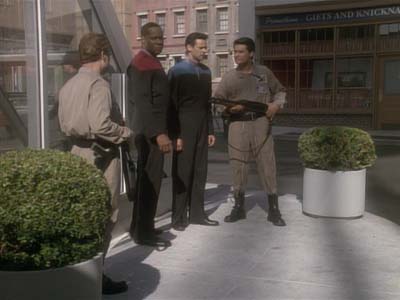 Star Trek: Deep Space Nine Screencaps "Past Tense, Part I" (S3:E11)