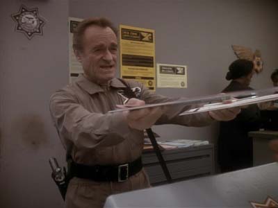 Star Trek: Deep Space Nine Screencaps "Past Tense, Part I" (S3:E11)