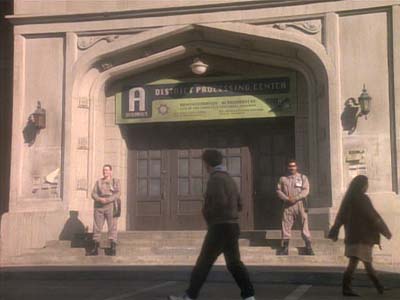 Star Trek: Deep Space Nine Screencaps "Past Tense, Part I" (S3:E11)