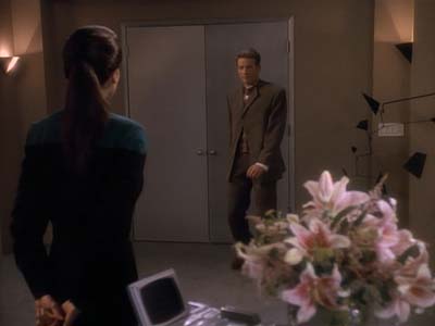 Star Trek: Deep Space Nine Screencaps "Past Tense, Part I" (S3:E11)