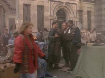 Star Trek: Deep Space Nine Screencaps "Past Tense, Part I" (S3:E11)