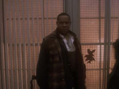 Star Trek: Deep Space Nine Screencaps "Past Tense, Part II" (S3:E12)