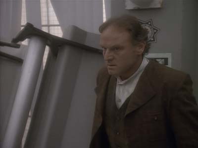 Star Trek: Deep Space Nine Screencaps "Past Tense, Part II" (S3:E12)