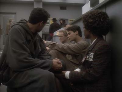 Star Trek: Deep Space Nine Screencaps "Past Tense, Part II" (S3:E12)