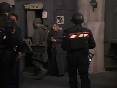 Star Trek: Deep Space Nine Screencaps "Past Tense, Part II" (S3:E12)
