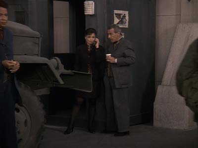 Star Trek: Deep Space Nine Screencaps "Past Tense, Part II" (S3:E12)