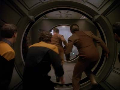 Star Trek: Deep Space Nine Screencaps "Life Support" (S3:E13)
