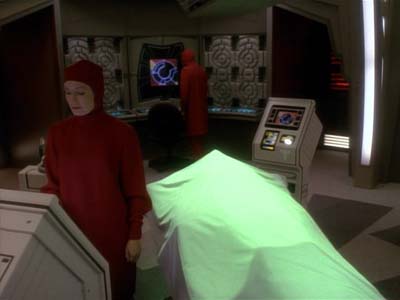 Star Trek: Deep Space Nine Screencaps "Life Support" (S3:E13)