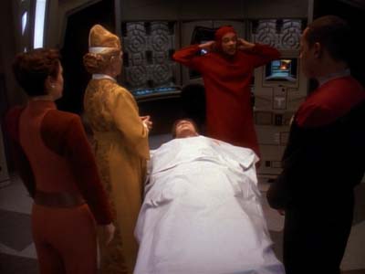 Star Trek: Deep Space Nine Screencaps "Life Support" (S3:E13)