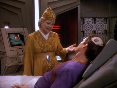 Star Trek: Deep Space Nine Screencaps "Life Support" (S3:E13)