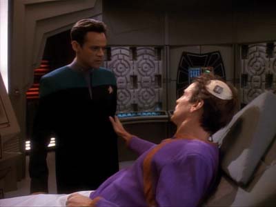 Star Trek: Deep Space Nine Screencaps "Life Support" (S3:E13)