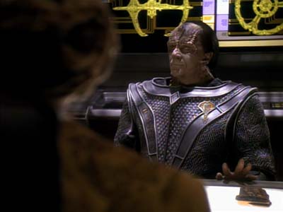 Star Trek: Deep Space Nine Screencaps "Life Support" (S3:E13)