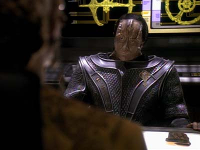 Star Trek: Deep Space Nine Screencaps "Life Support" (S3:E13)
