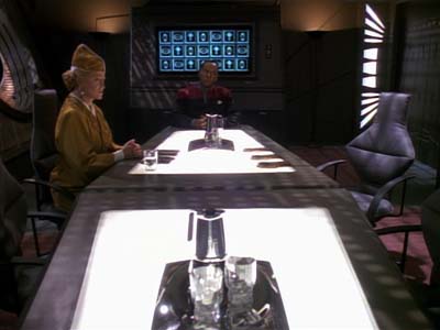 Star Trek: Deep Space Nine Screencaps "Life Support" (S3:E13)