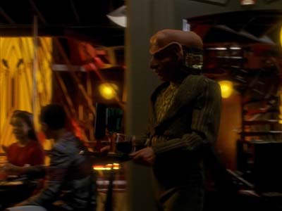 Star Trek: Deep Space Nine Screencaps "Life Support" (S3:E13)