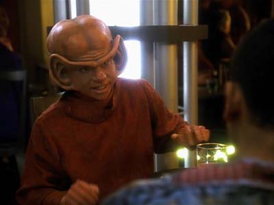 Star Trek: Deep Space Nine Screencaps "Life Support" (S3:E13)