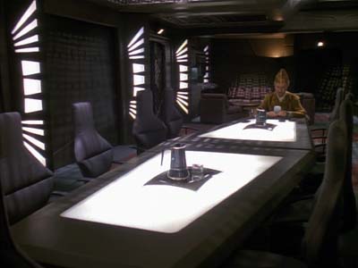 Star Trek: Deep Space Nine Screencaps "Life Support" (S3:E13)